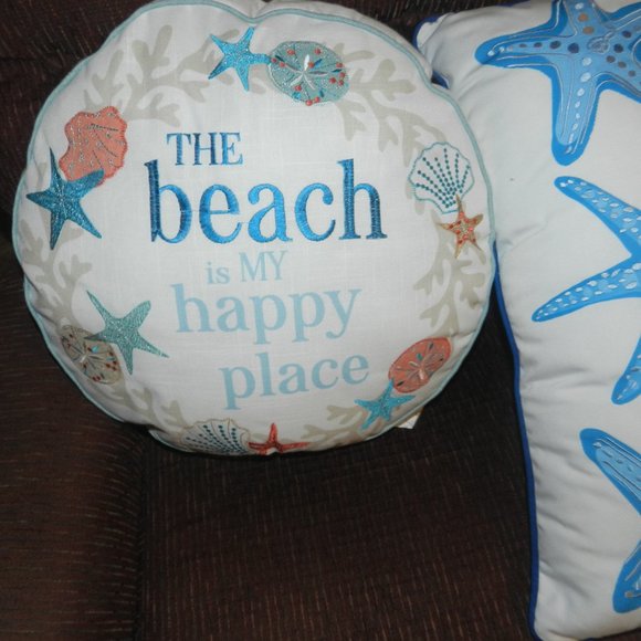 Seashells Beach "The Beach is my Happy Place " Quote Pillow Round NWT - Picture 7 of 13